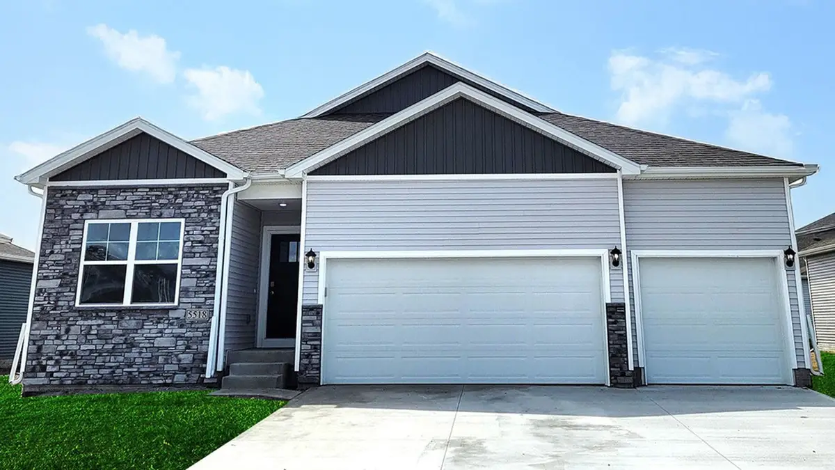 3360 Artesian Road, Marion, IA 52302 - #1