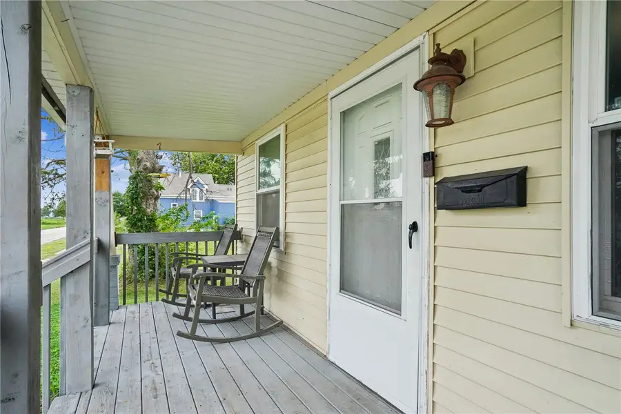 1342 5th Street Nw, Cedar Rapids, IA 52405 - #2