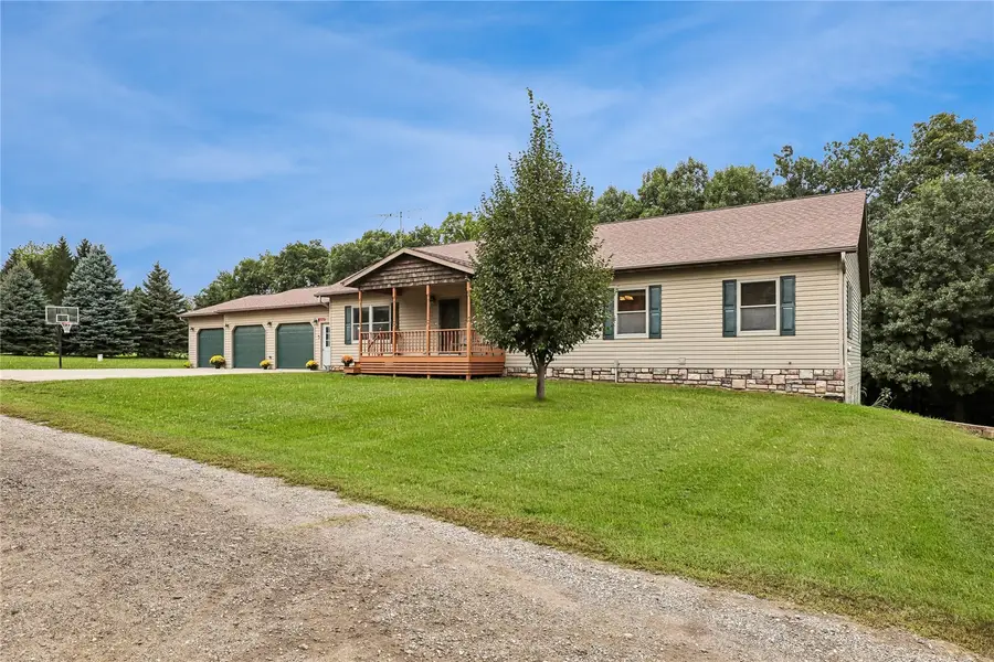 5712 22nd Ave Drive, Vinton, IA 52349 - #2