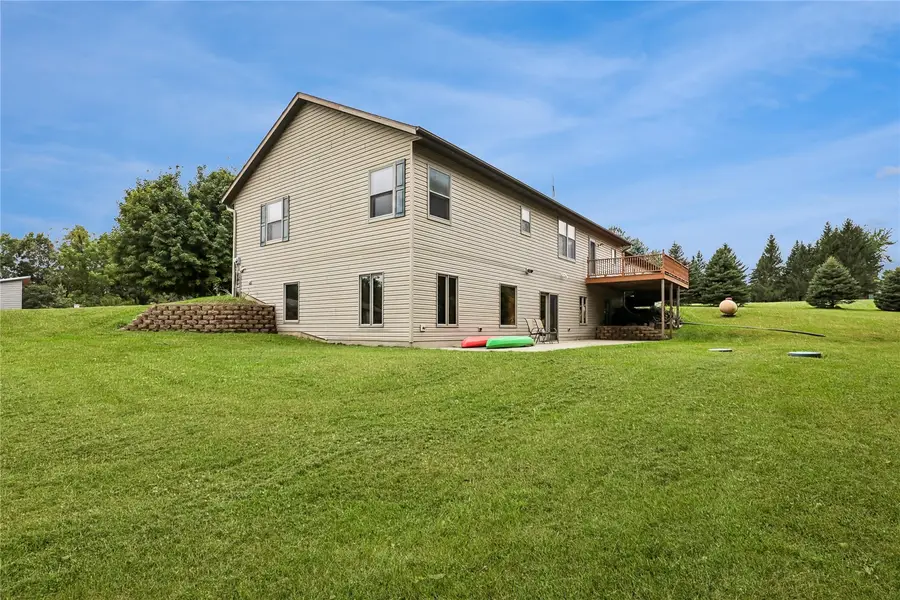 5712 22nd Ave Drive, Vinton, IA 52349 - #3