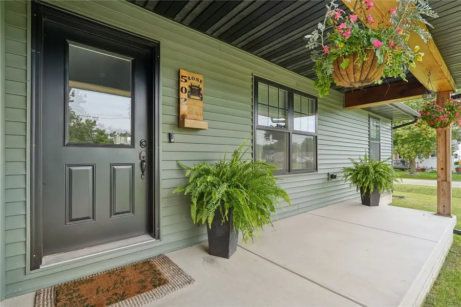 502 E Walnut Street, Quasqueton, IA 52326 - #2