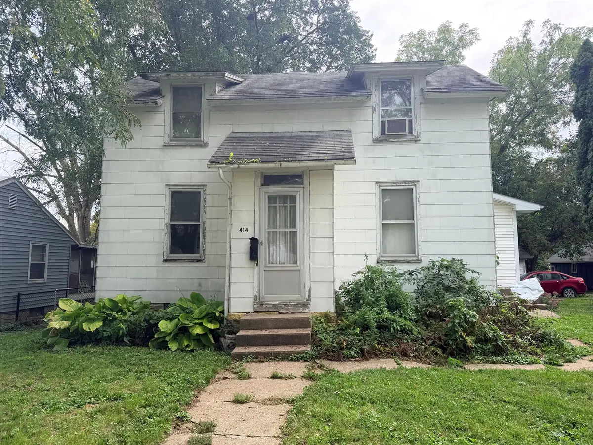 414 2nd Avenue Nw, Mount Vernon, IA 52314 - #1