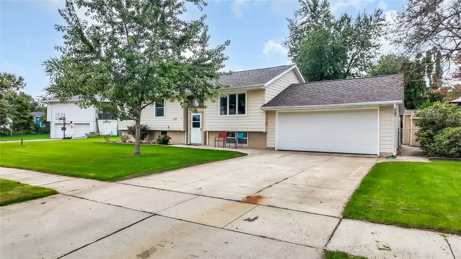 241 Norman Drive Ne, Cedar Rapids, IA 52402 - #2