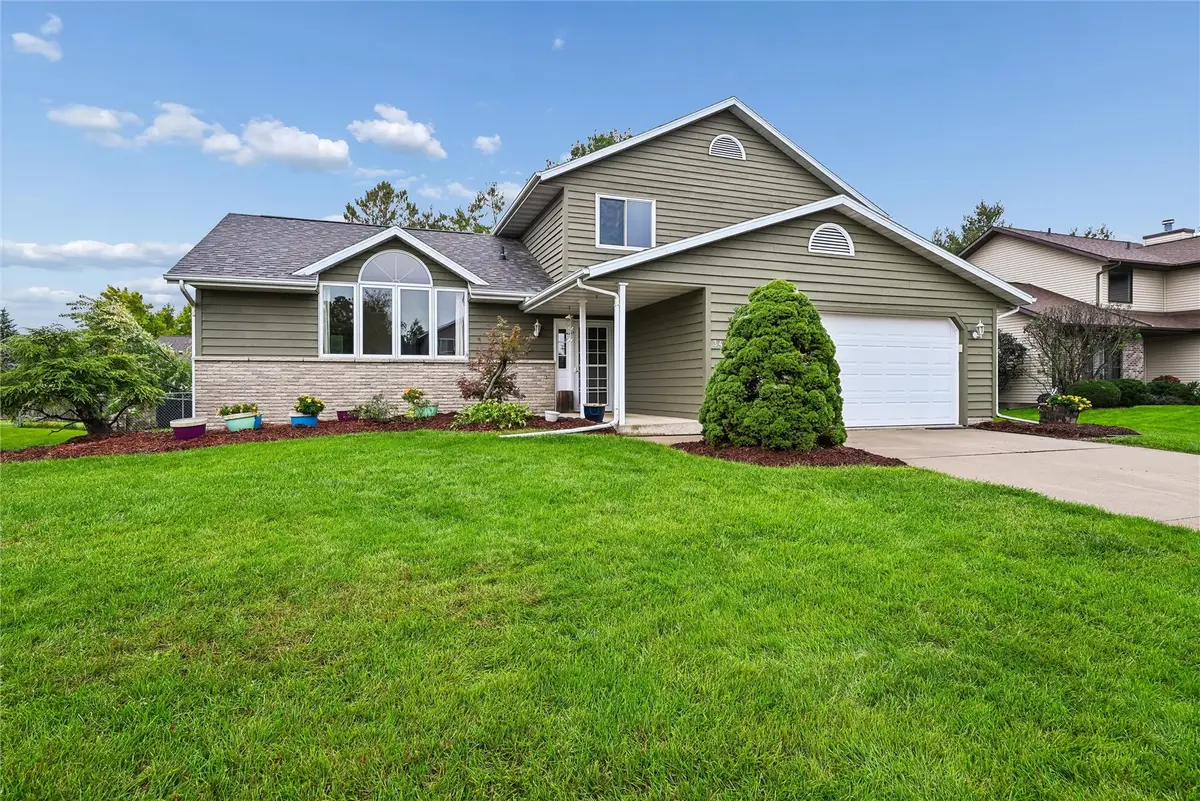 3485 Royal Avenue, Marion, IA 52302 - #1