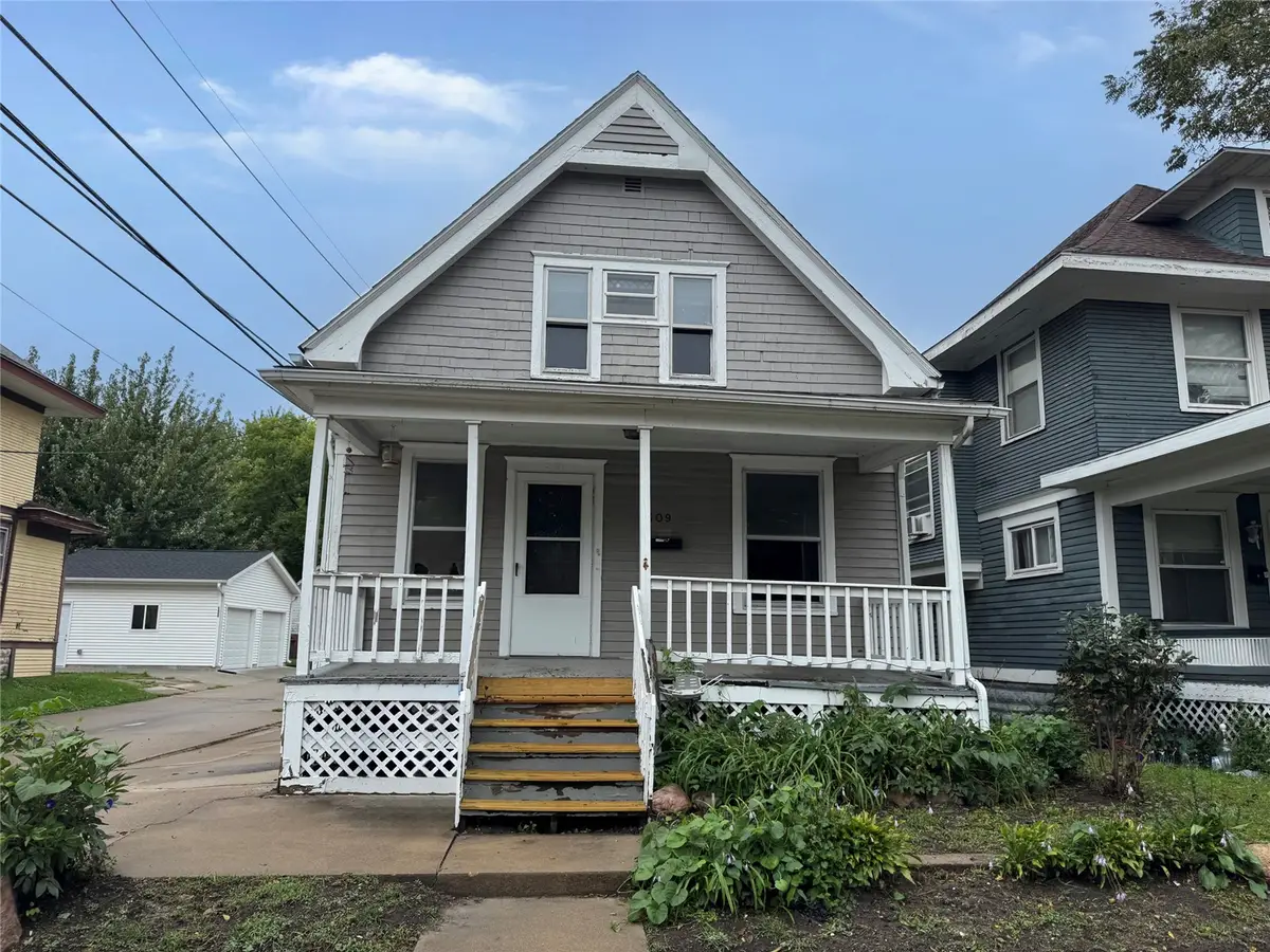 509 15th Street Se, Cedar Rapids, IA 52403 - #1