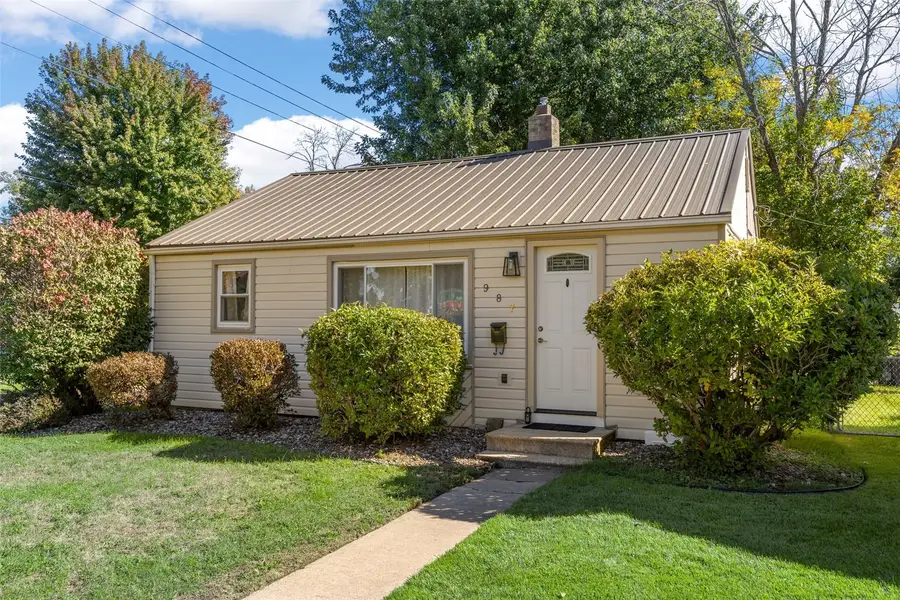 987 20th Street, Marion, IA 52302 - #2