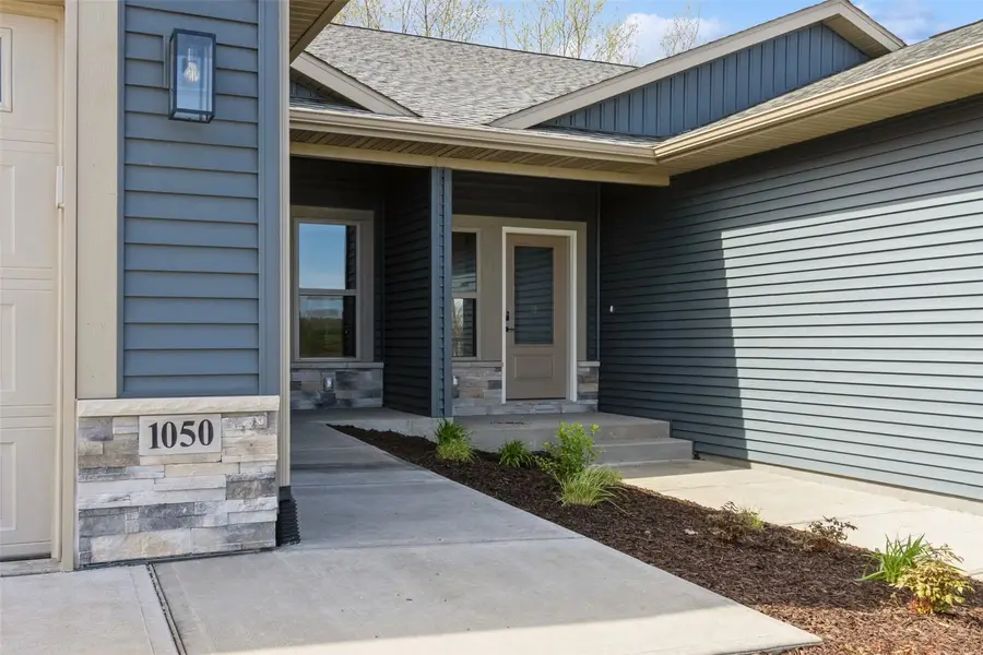 3110 Sunflower Lane, Ely, IA 52227 - #3