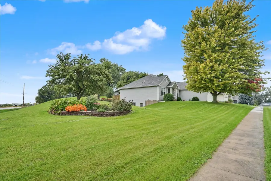 4165 Deer Valley Drive, Marion, IA 52302 - #2