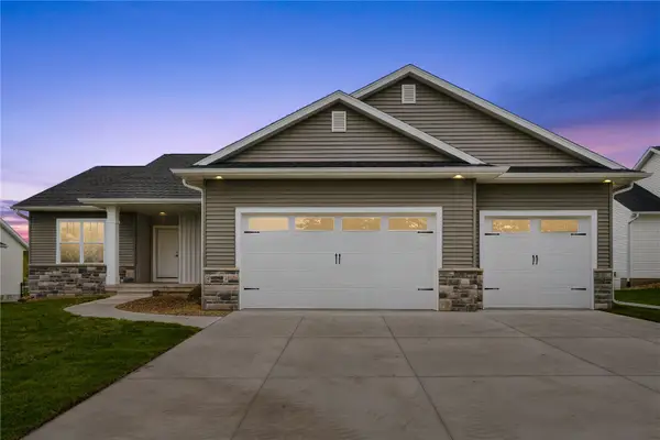 4038 Tall Pines Ct, Marion, IA 52302