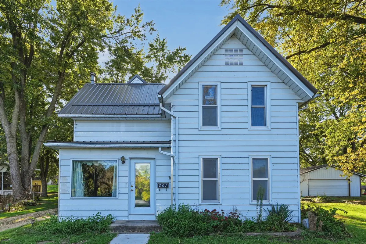 207 River St South, Central City, IA 52214 - #1