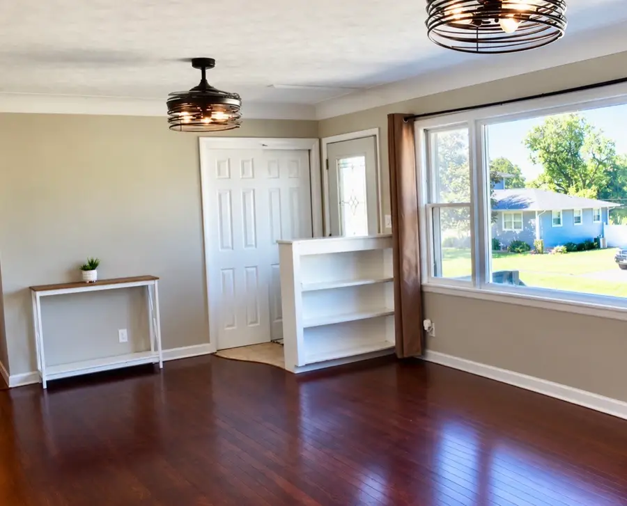 2165 Country Club Drive, Marion, IA 52302 - #3
