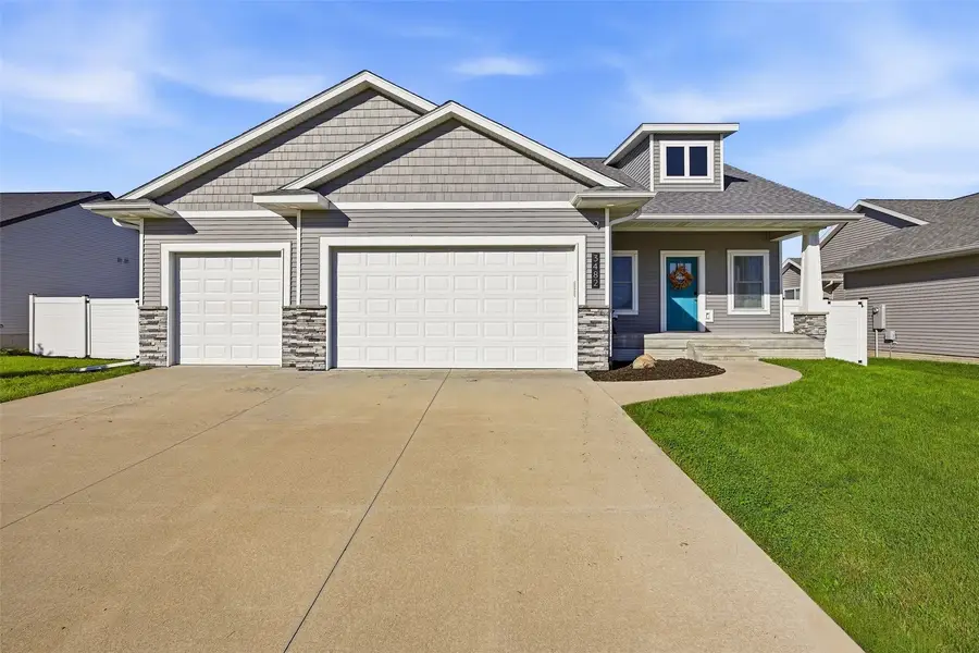 3482 Hemingway St, Marion, IA 52302 - #3