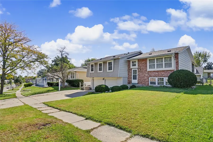 283 Sussex Drive Ne, Cedar Rapids, IA 52402 - #3