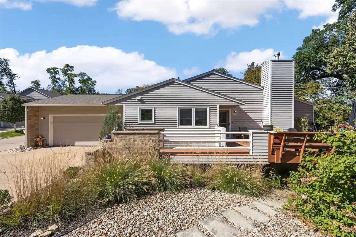 732 East Post Court Se, Cedar Rapids, IA 52403 - #1