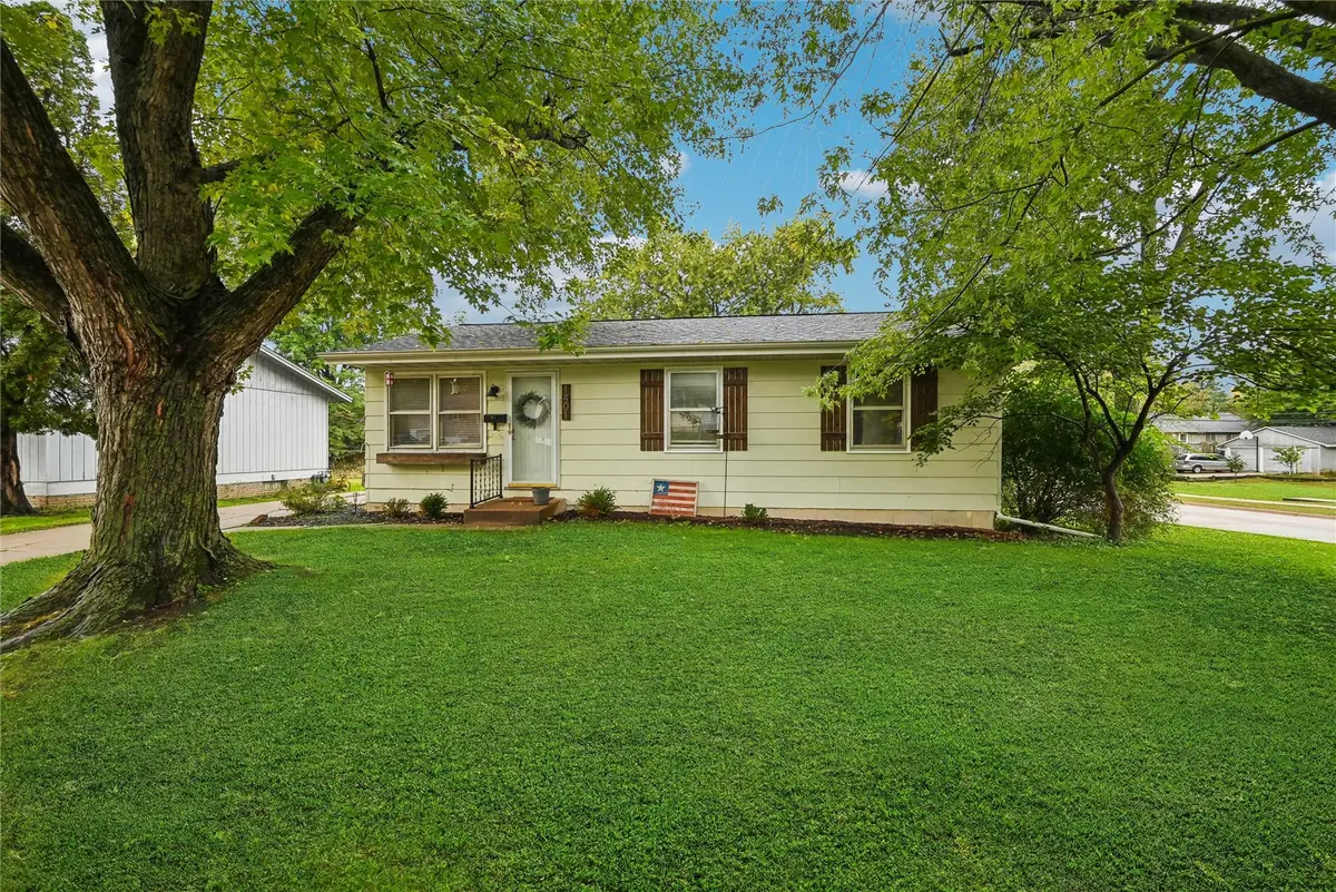 1401 39th Street Se, Cedar Rapids, IA 52403 - #1