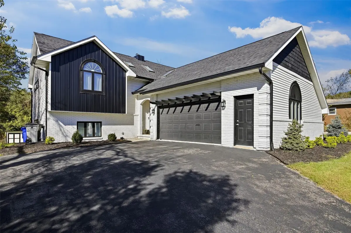 2009 Memorial Drive Se, Cedar Rapids, IA 52403 - #1