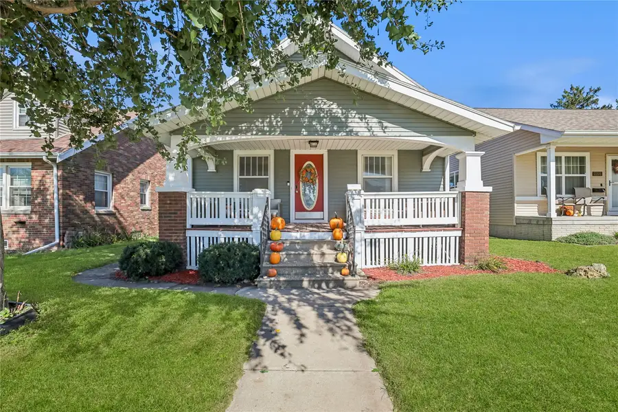 2201 D Street Sw, Cedar Rapids, IA 52404 - #2