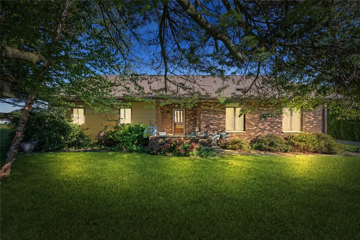602 E Preston Street, Stanwood, IA 52337 - #1