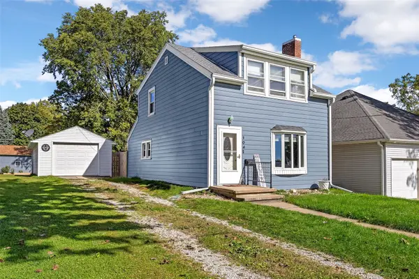 104 Washington St, Norway, IA 52318