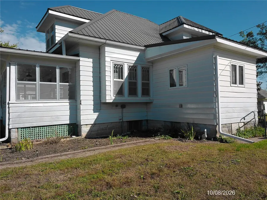 211 Lafayette Street, Harper, IA 52231 - #3