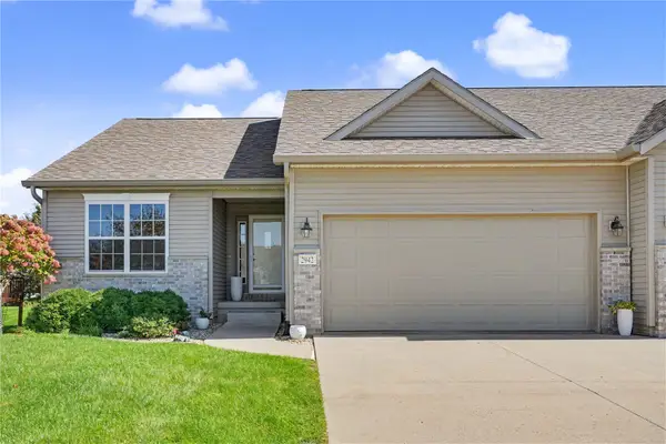 2942 Stone Creek Court, Marion, IA 52302