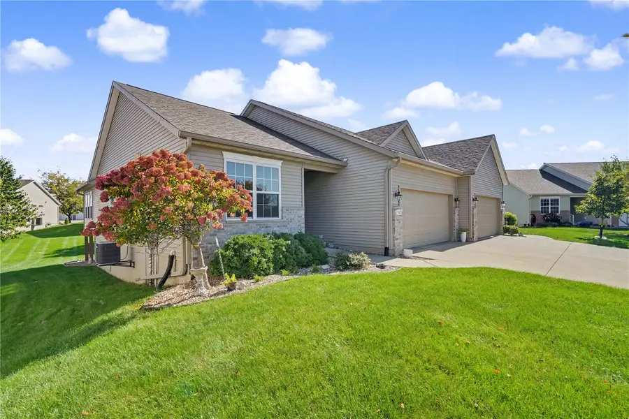 2942 Stone Creek Court, Marion, IA 52302 - #2