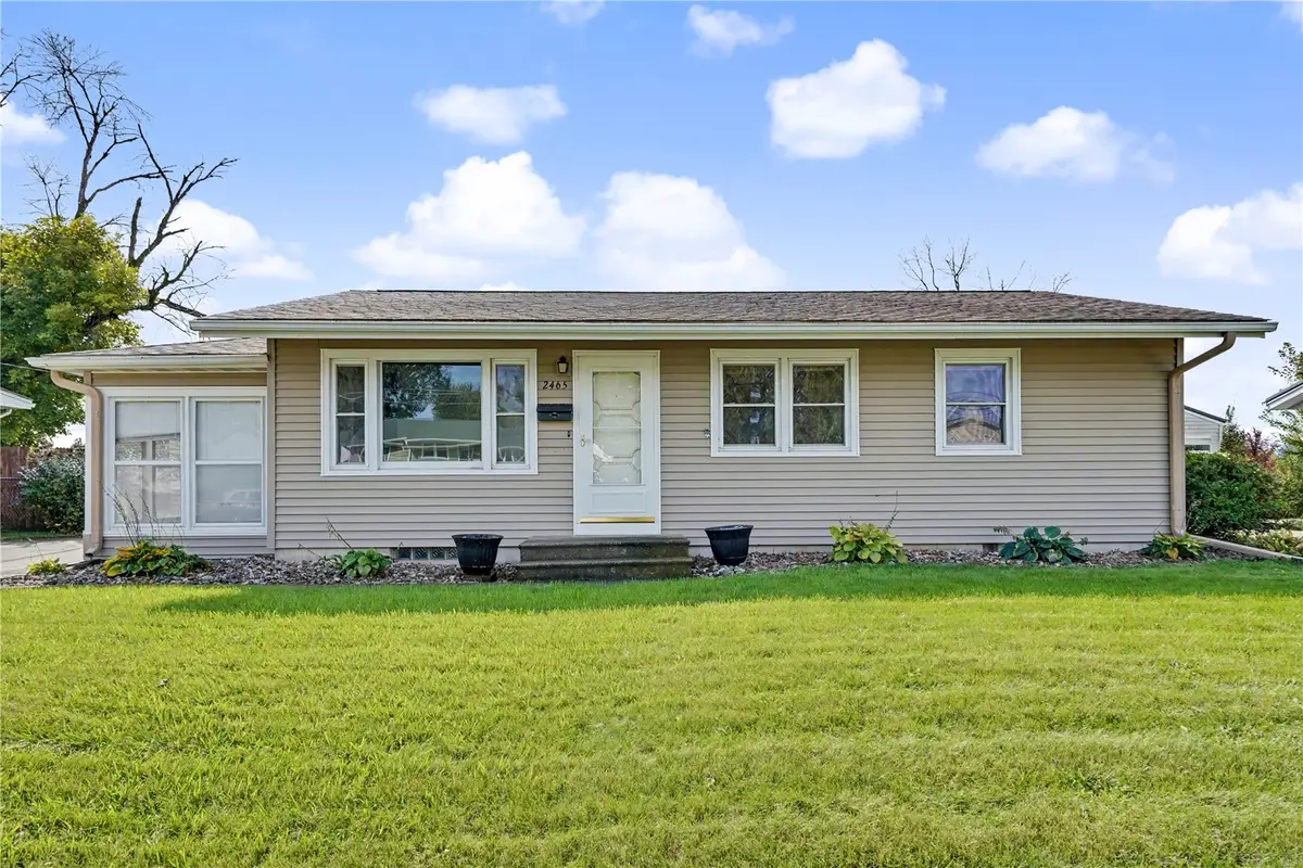 2465 1st Ave, Marion, IA 52302 - #1