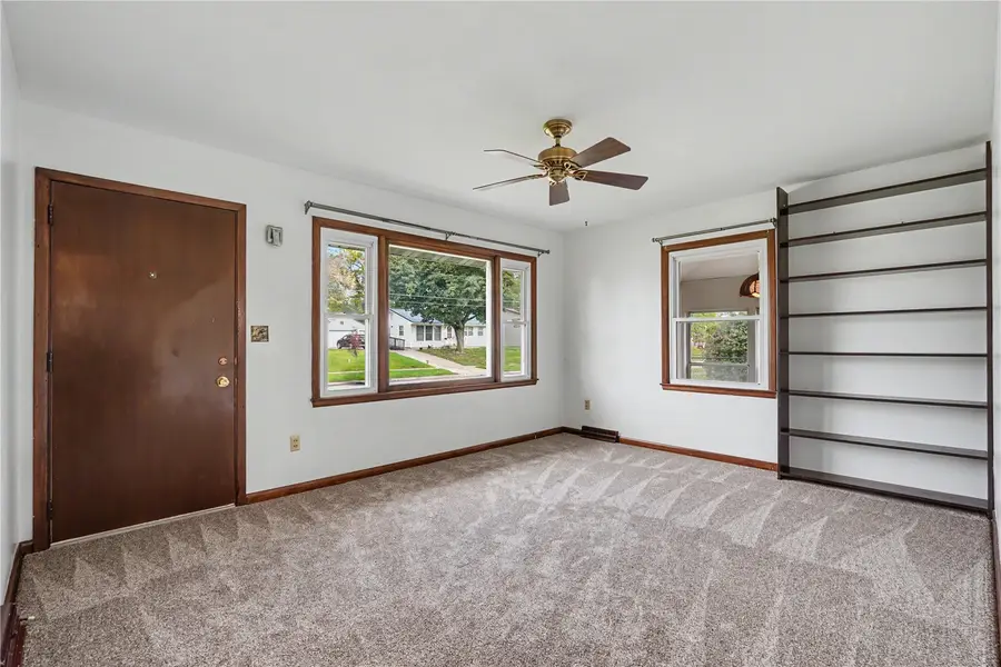 2465 1st Ave, Marion, IA 52302 - #3