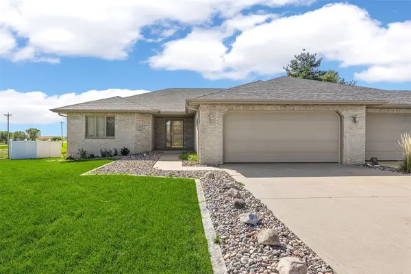 23620 Gombert Drive, Anamosa, IA 52205