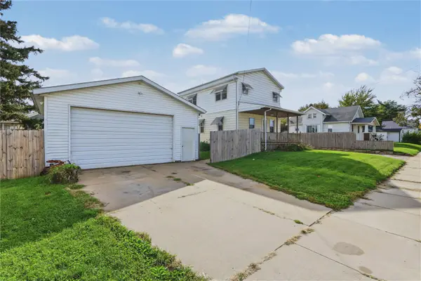 107 24th Avenue Sw, Cedar Rapids, IA 52404