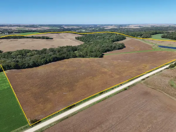 2933 285th Ave., Hopkinton, IA 52237