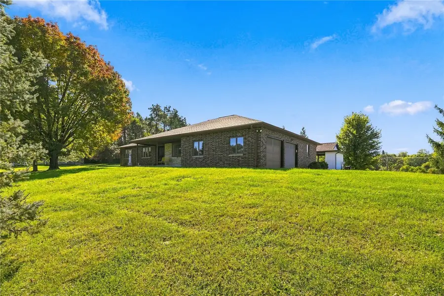 2916 Rustic Ridge Road Ne, Iowa City, IA 52240 - #3