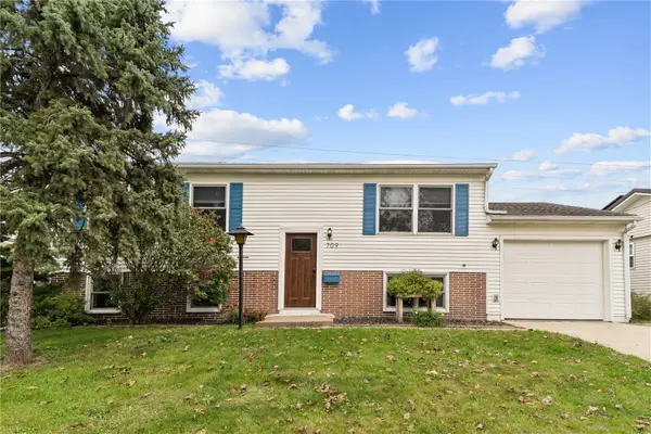 709 Jacolyn Drive Nw, Cedar Rapids, IA 52405