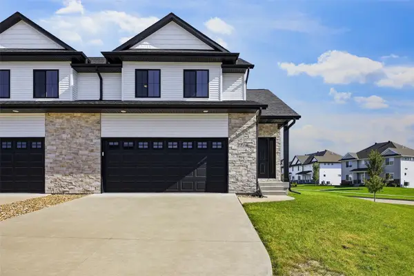 1110 Leann Circle, North Liberty, IA 52317