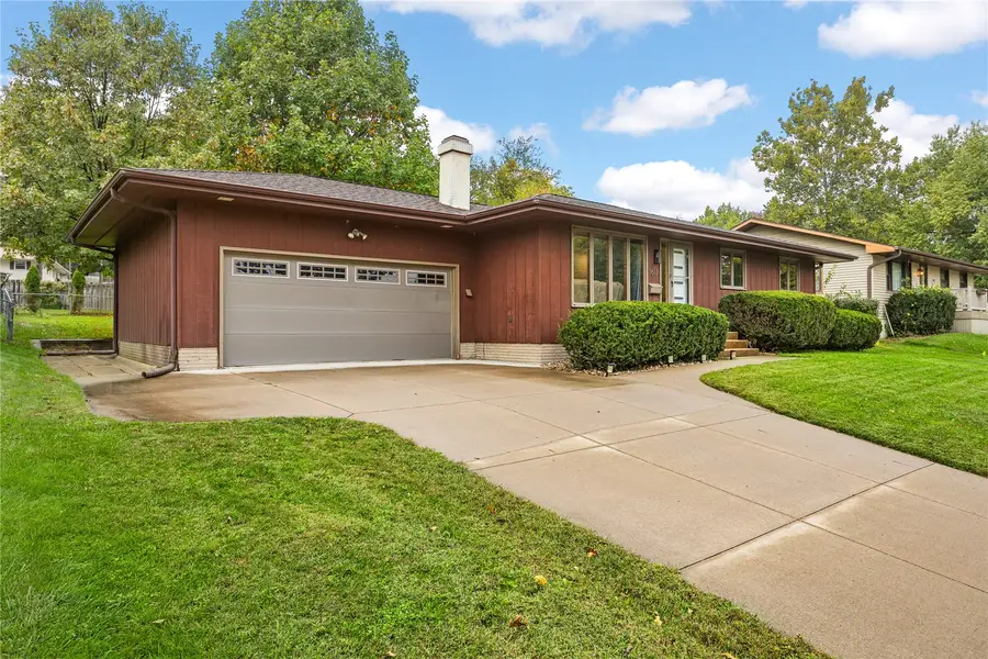1617 Sierra Drive Ne, Cedar Rapids, IA 52402 - #2