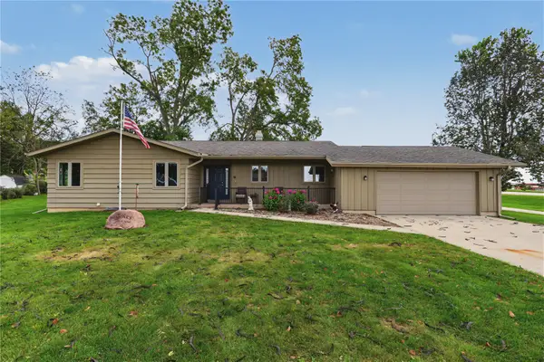 102 El Camino Real, Monticello, IA 52310