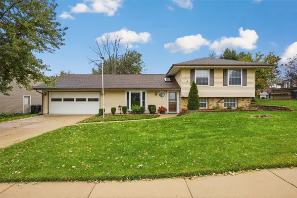 114 Sand Lane Nw, Cedar Rapids, IA 52405