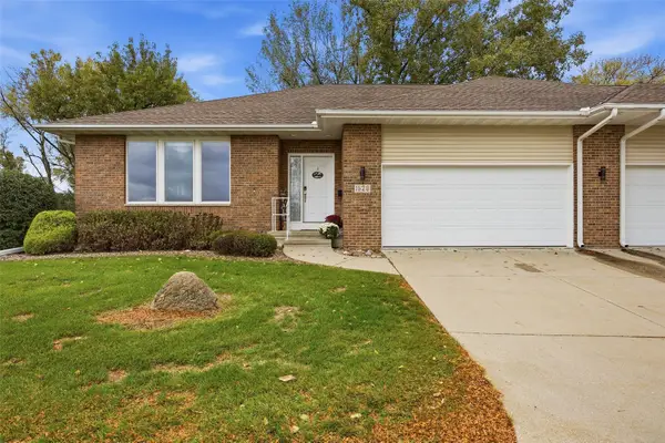 1528 Bilgarie Ct Ne, Cedar Rapids, IA 52402