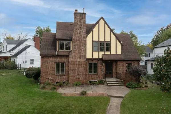 2445 5th Avenue Se, Cedar Rapids, IA 52403