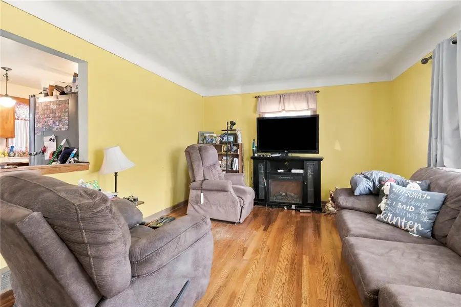 651 40th Street Se, Cedar Rapids, IA 52403 - #3