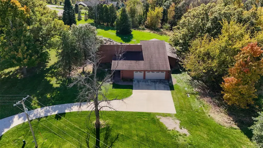 131 Rosedale Road Se, Cedar Rapids, IA 52403 - #2
