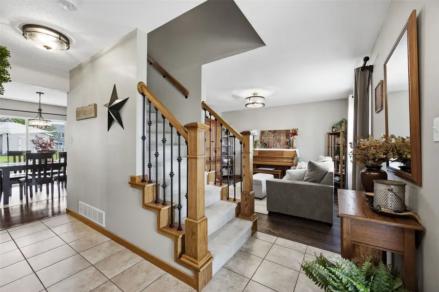 3509 Falcon View Sw, Cedar Rapids, IA 52404 - #3