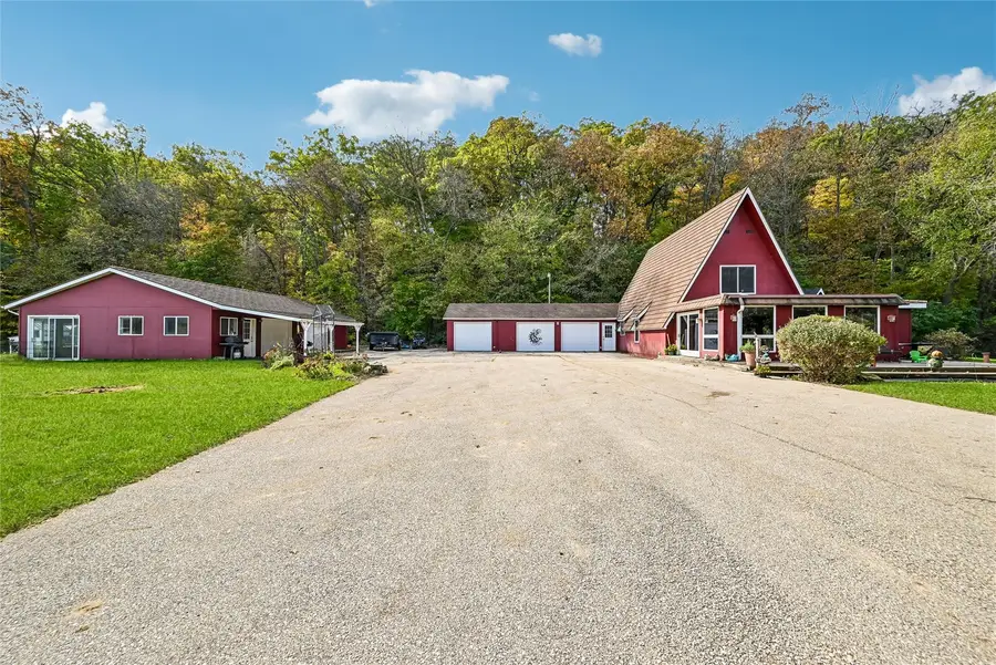5739 22nd Ave Trail, Vinton, IA 52349 - #2