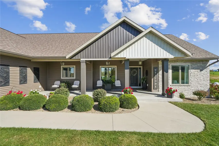 9125 Forest Chapel Road, Anamosa, IA 52205 - #3