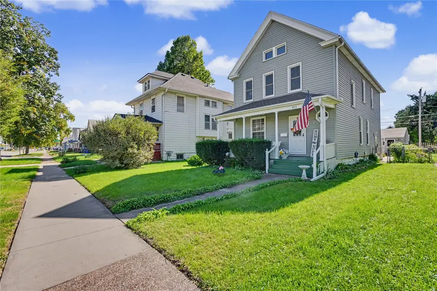811 F Ave Nw, Cedar Rapids, IA 52405 - #2