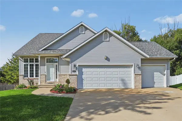 2532 31st Street Sw, Cedar Rapids, IA 52404