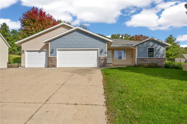 1625 Ranmar Drive, Ely, IA 52227