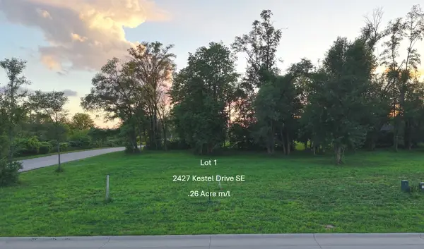 2427 Kestrel Drive Se, Cedar Rapids, IA 52403