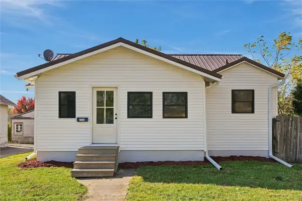 3120 E Ave Ne, Cedar Rapids, IA 52402