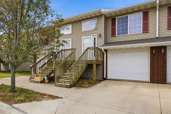 1455 Hayden Lane, North Liberty, IA 52317